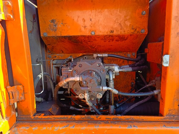 2012 Doosan DX225, золотистый, 3900000 рублей - вид 8