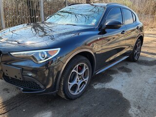2022 Alfa Romeo Stelvio I Рестайлинг, чёрный, 3800000 рублей, вид 2