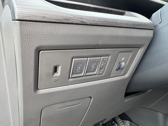 2024 Ford Tourneo Custom I (China Market) Рестайлинг, чёрный, 5800000 рублей - вид 30