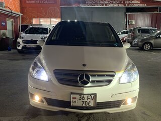 2006 Mercedes-Benz B-Класс 200 I (W245), белый, 590000 рублей, вид 2