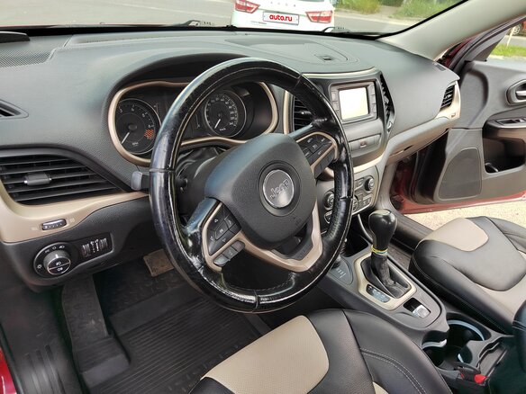 2014 Jeep Cherokee V (KL), красный, 1520000 рублей - вид 8