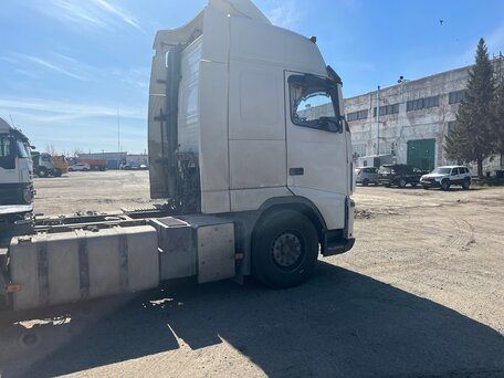 2012 Volvo FH, белый, 4300000 рублей, вид 5