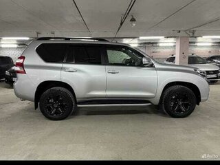 2011 Toyota Land Cruiser Prado 150 Series, серебристый, 2920000 рублей, вид 5