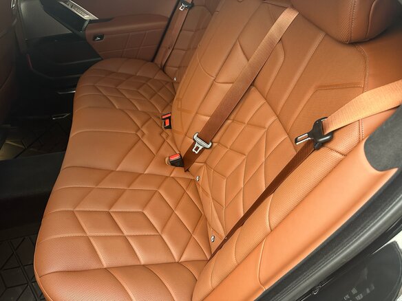 2023 BMW 7 серии 740d xDrive VII (G70), чёрный, 13300000 рублей - вид 19