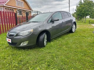 2011 Opel Astra J, серый, 700000 рублей, вид 1