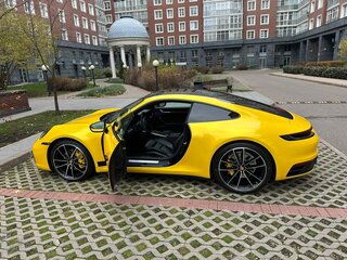 2020 Porsche 911 Carrera 4 VIII (992), чёрный, 16500000 рублей, вид 3