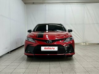 2021 Toyota Camry VIII (XV70) Рестайлинг, красный, 3600000 рублей, вид 2