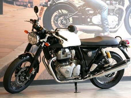 2024 Royal Enfield Continental GT, белый, 680000 рублей, вид 3