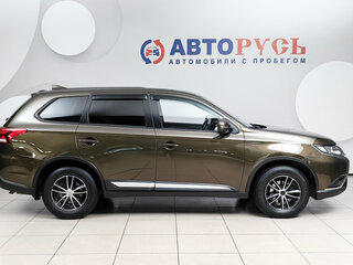 2020 Mitsubishi Outlander III Рестайлинг 3, коричневый, 2099000 рублей, вид 5