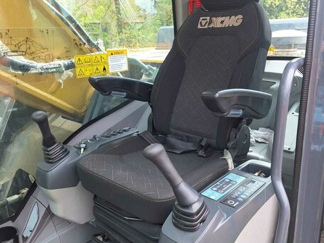 2023 XCMG XE335C, золотистый, 12000000 рублей, вид 1