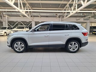 2018 Skoda Kodiaq I, белый, 1770000 рублей, вид 4
