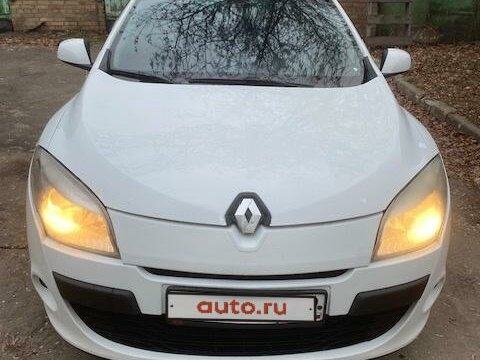 2010 Renault Megane III, белый, 630000 рублей