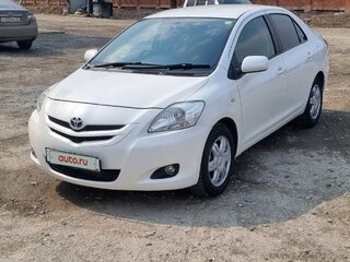 2006 Toyota Belta I, белый, 710000 рублей, вид 3