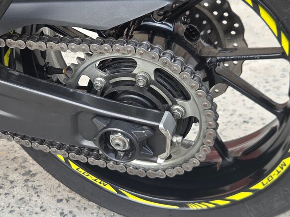 2016 Yamaha MT-07 (FZ-07), серебристый, 540000 рублей - вид 9