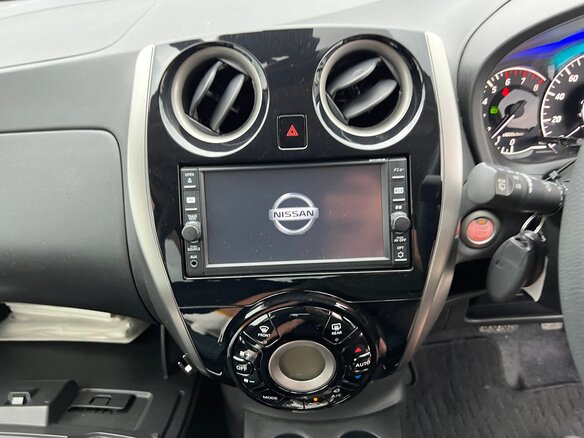 2016 Nissan Note II, зелёный, 1000000 рублей - вид 12