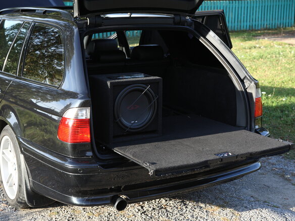 2001 BMW 5 серии 540i IV (E39) Рестайлинг, чёрный - вид 19