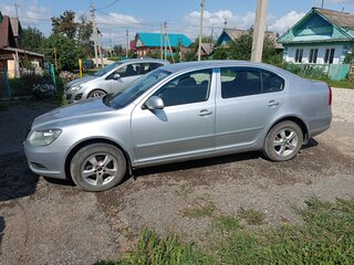 2012 Skoda Octavia II (A5) Рестайлинг, серебристый, 700000 рублей, вид 3