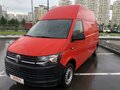 2016 Volkswagen Transporter, красный
