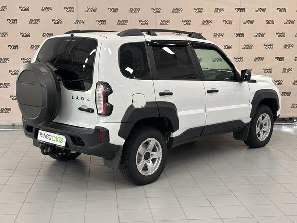 2024 Lada (ВАЗ) Niva Travel I, белый - вид 5
