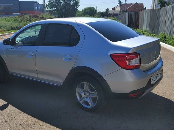2021 Renault Logan Stepway II Рестайлинг, серый, 1299000 рублей - вид 9