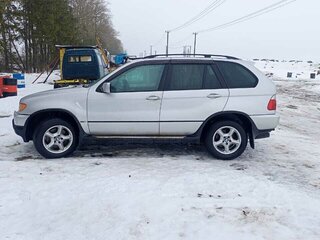 2001 BMW X5 4.4i I (E53), серебристый, 850000 рублей, вид 4