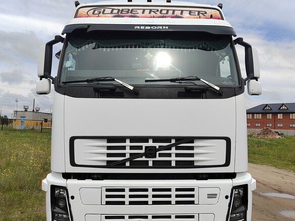 2007 Volvo FH, белый, 3000000 рублей - вид 1