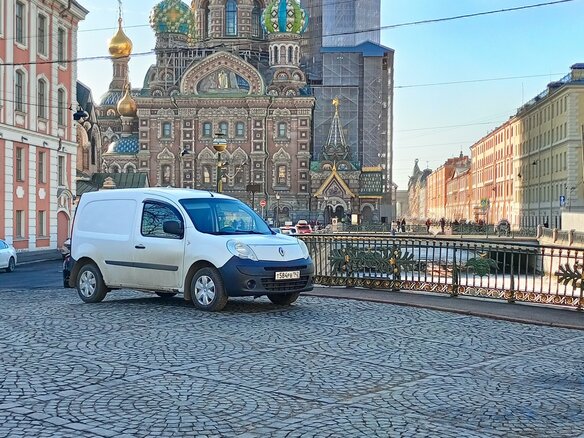 2012 Renault Kangoo, белый, 550000 рублей