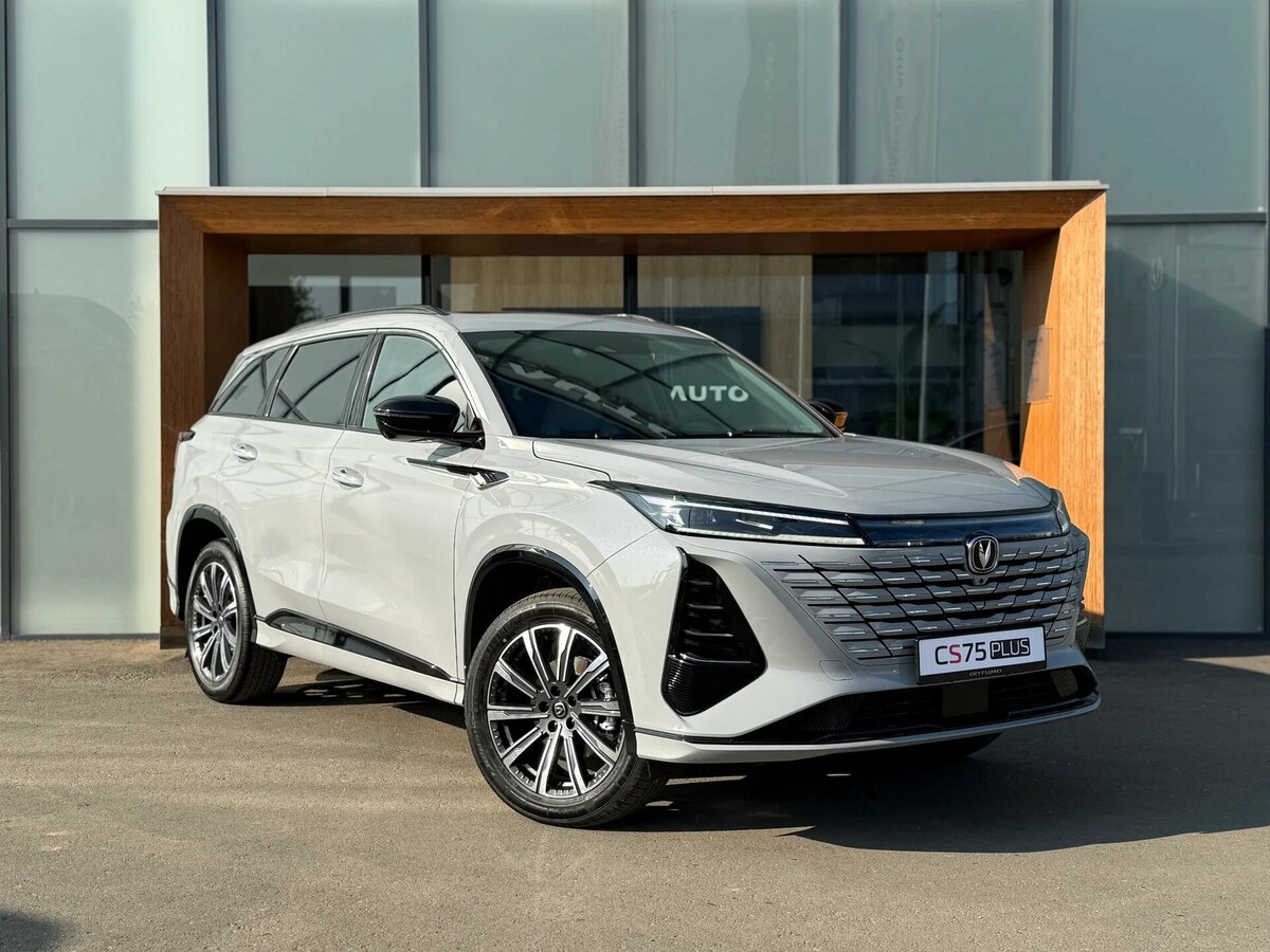 Открыть фотографии: Changan CS75 Plus III