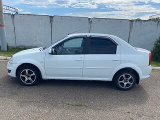 2010 Renault Logan I Рестайлинг, белый, 580000 рублей, вид 4
