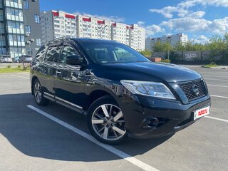 2014 Nissan Pathfinder IV, чёрный, 1590000 рублей, вид 2