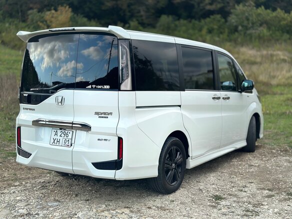 2020 Honda Stepwgn Spada V Рестайлинг, белый, 2599000 рублей - вид 15