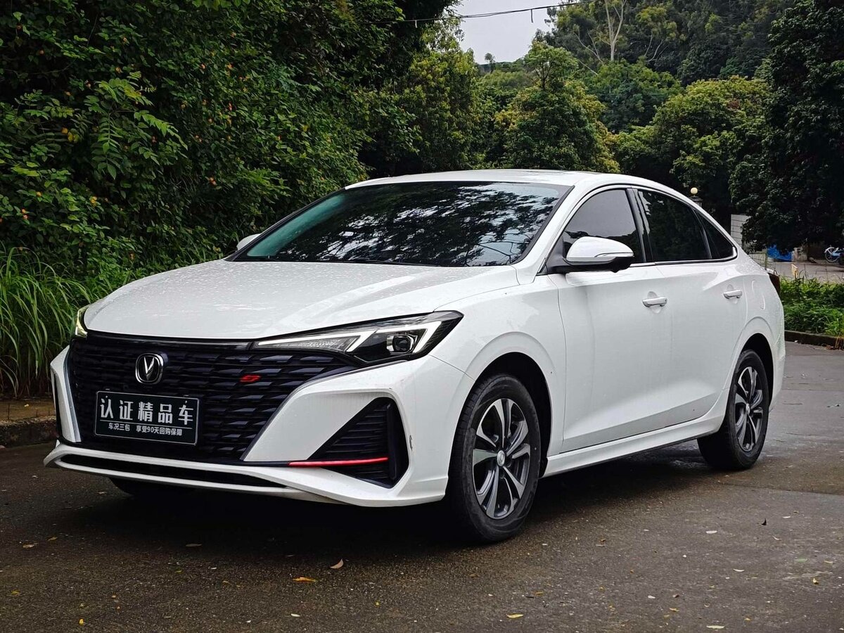 Открыть фотографии: Changan Eado Plus I
