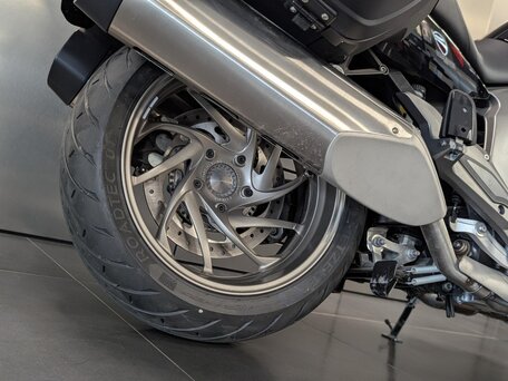 2024 BMW K 1600 GTL, чёрный, 3200000 рублей, вид 4