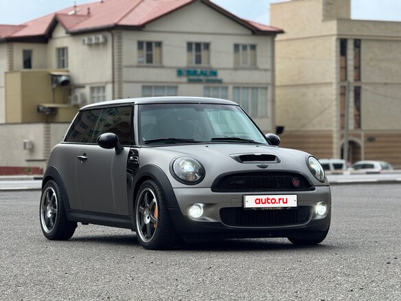 2010 Mini Hatch Cooper S II (R56) Рестайлинг, серый, 1290000 рублей - вид 1