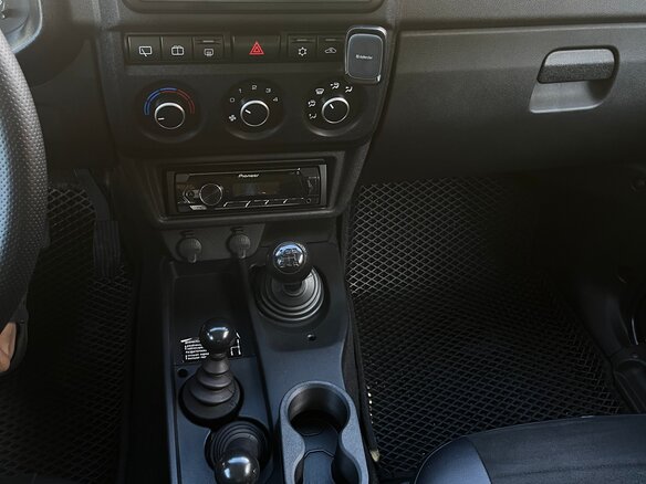2020 Lada (ВАЗ) 2121 (4x4) Urban I Рестайлинг (2020), коричневый, 850000 рублей - вид 13