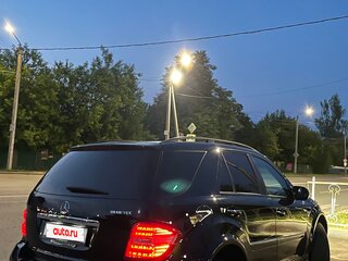 2009 Mercedes-Benz M-Класс 320 II (W164) Рестайлинг, чёрный, 1480000 рублей, вид 2