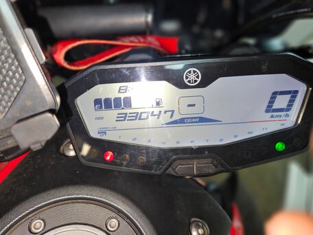 2015 Yamaha MT-07 (FZ-07), красный, 680000 рублей, вид 4
