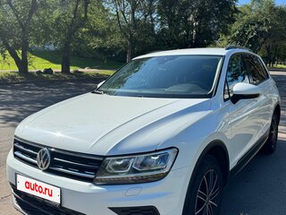 2020 Volkswagen Tiguan II Рестайлинг, белый, 2300000 рублей, вид 4