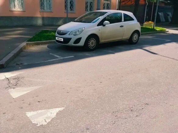2012 Opel Corsa D Рестайлинг II, белый, 400000 рублей - вид 2