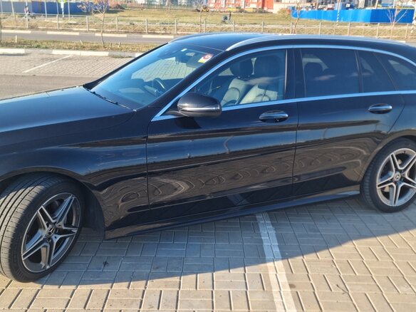 2018 Mercedes-Benz C-Класс 180 IV (W205), чёрный, 1999990 рублей - вид 3