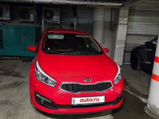 2016 Kia Ceed II Рестайлинг, красный, 1400000 рублей, вид 2