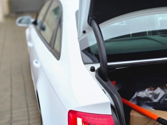 2014 Audi A4 IV (B8) Рестайлинг, белый, 1250000 рублей - вид 19