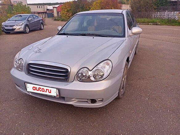 2010 Hyundai Sonata ТагАЗ IV (EF) Рестайлинг, серый, 750000 рублей - вид 1