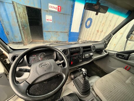 2014 Hino Series 300 (Dutro), белый, 1800000 рублей, вид 3