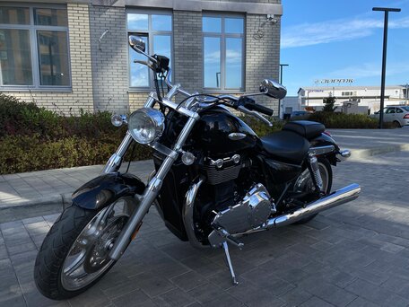 2010 Triumph Thunderbird 1600, чёрный, 930000 рублей, вид 1