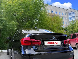 2017 BMW 3 серии 320i xDrive VI (F3x) Рестайлинг, чёрный, 2450000 рублей, вид 4
