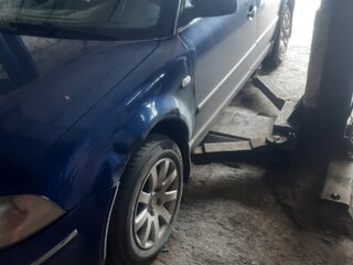 2002 Volkswagen Passat B5 Рестайлинг, синий, 450000 рублей, вид 4