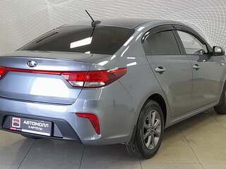 2019 Kia Rio IV, серый, 1570000 рублей, вид 5