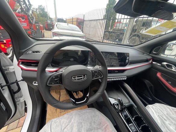 2024 Geely Binyue I Рестайлинг 2, белый, 2800000 рублей - вид 11