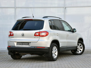 2010 Volkswagen Tiguan I, бежевый, 995000 рублей, вид 2